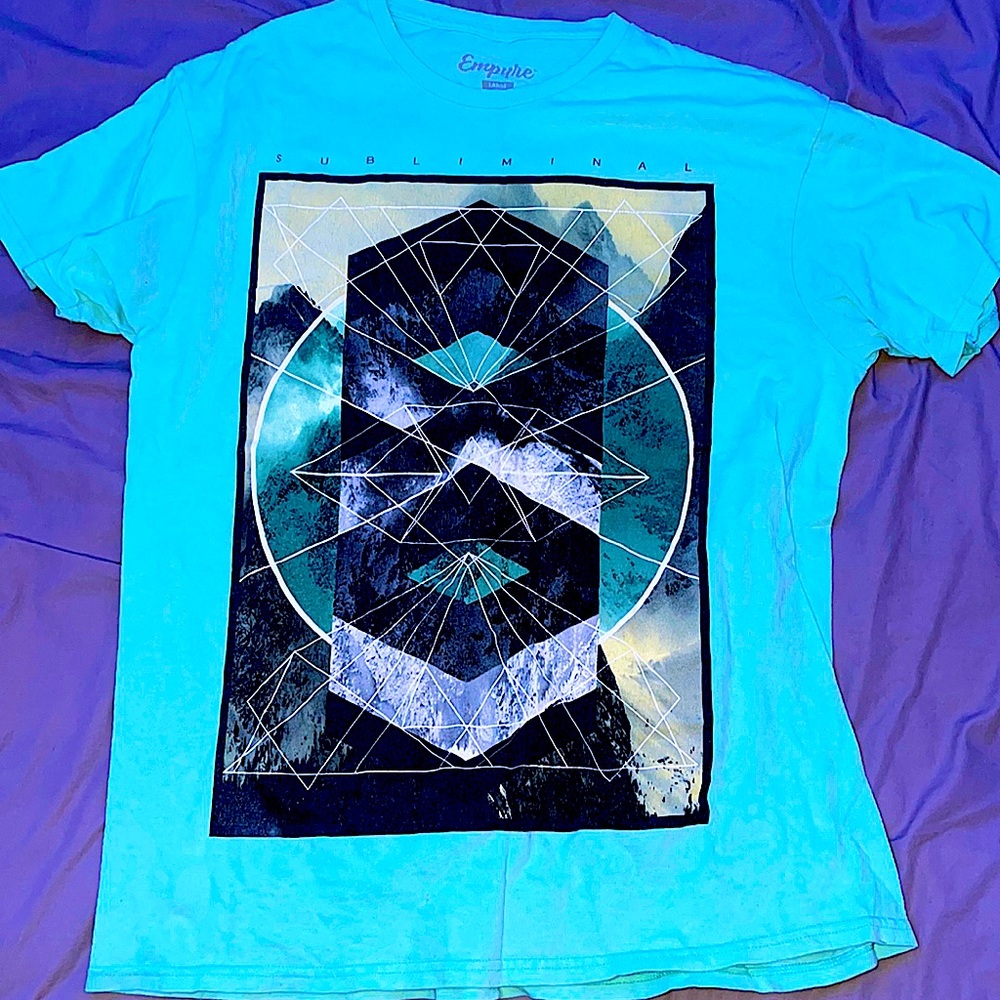 Empyre Large T-shirt with design